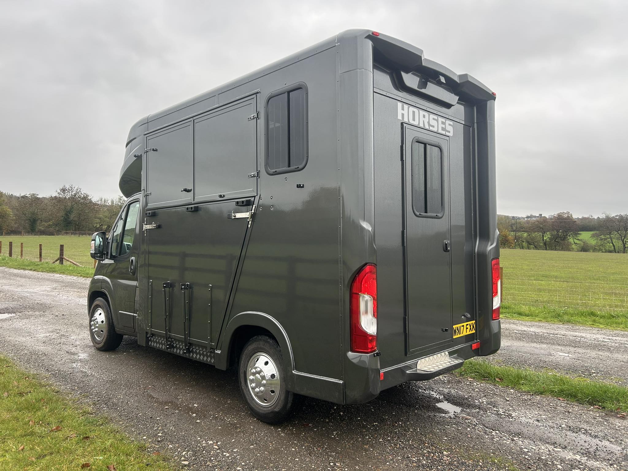 580753067_1369218981664293_5144246424452004604_n